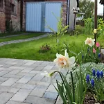 Hébergement de vacances Blaue Blume Mit 11 Kw Ladestation, Kamin, Terrasse, Eingezaeuntem Garten, Sauna, Wlan, Netflix, 2 Hunde Willkommen! *
