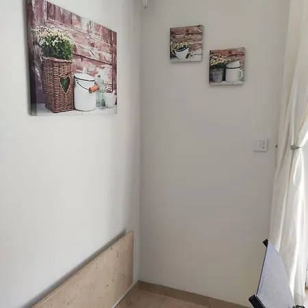 펜션 Blaue Blume Mit 11 Kw Ladestation, Kamin, Terrasse, Eingezaeuntem Garten, Sauna, Wlan, Netflix, 2 Hunde Willkommen!