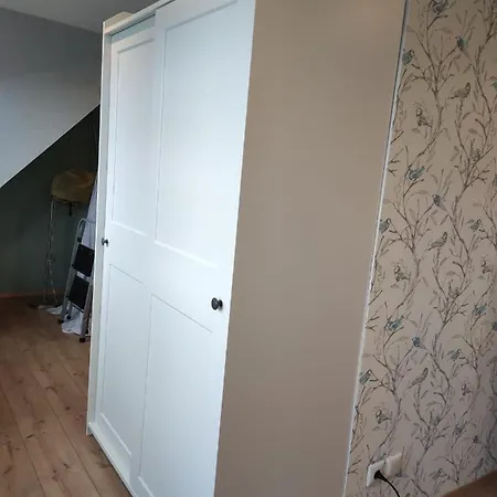 Blaue Blume Mit 11 Kw Ladestation, Kamin, Terrasse, Eingezaeuntem Garten, Sauna, Wlan, Netflix, 2 Hunde Willkommen! 펜션 군터스베르게