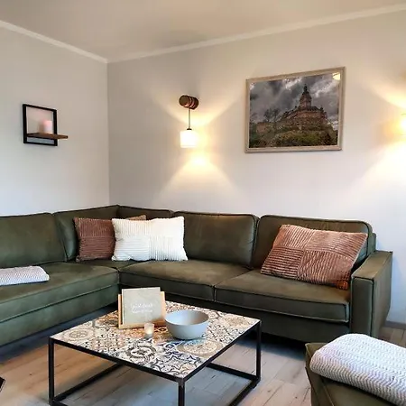 Blaue Blume Mit 11 Kw Ladestation, Kamin, Terrasse, Eingezaeuntem Garten, Sauna, Wlan, Netflix, 2 Hunde Willkommen! Güntersberge