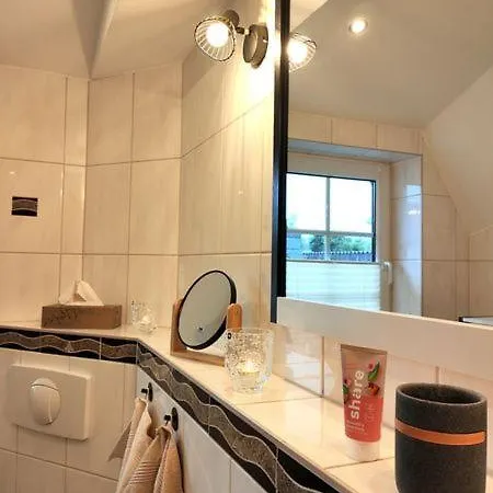 Blaue Blume Mit 11 Kw Ladestation, Kamin, Terrasse, Eingezaeuntem Garten, Sauna, Wlan, Netflix, 2 Hunde Willkommen! * 군터스베르게
