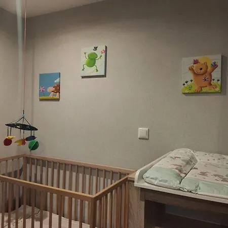 Blaue Blume Mit 11 Kw Ladestation, Kamin, Terrasse, Eingezaeuntem Garten, Sauna, Wlan, Netflix, 2 Hunde Willkommen! 펜션 군터스베르게