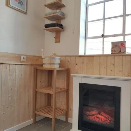 Blaue Blume Mit 11 Kw Ladestation, Kamin, Terrasse, Eingezaeuntem Garten, Sauna, Wlan, Netflix, 2 Hunde Willkommen! 군터스베르게
