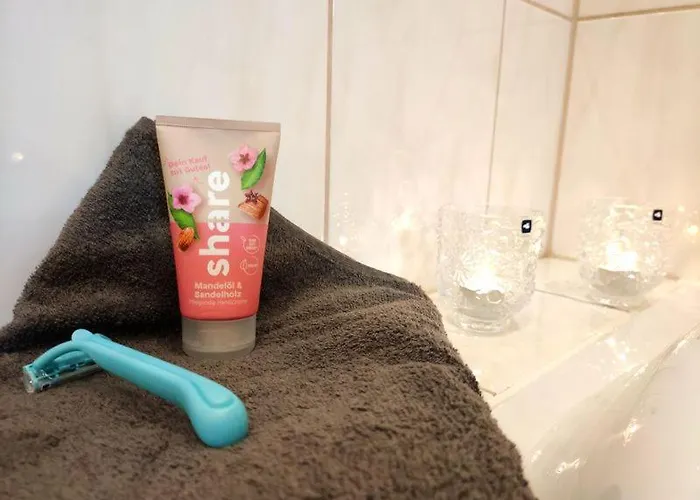 Blaue Blume Mit 11 Kw Ladestation, Kamin, Terrasse, Eingezaeuntem Garten, Sauna, Wlan, Netflix, 2 Hunde Willkommen! * Güntersberge